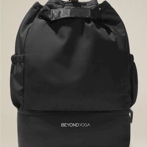 NWT Beyond Yoga Bag
